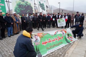 محوطه ” دژ تاریخی نوشیجان” سرسبزتر از قبل شد