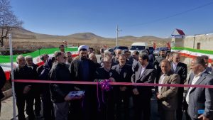 افتتاح مدرسه خیرساز و طرح هادی روستای چشمه زورق با حضور استاندار همدان