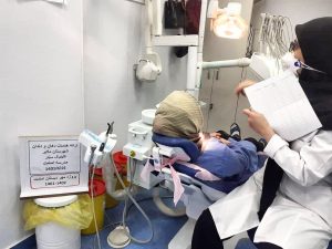 ارائه خدمات دندان‌پزشکی به دانش‌آموزان بی‌بضاعت