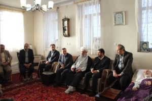 سرکشی و تکریم استاندار همدان از خانواده معزز شهیدان سلطانی