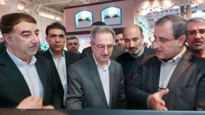 رونمایی از کتابچه الکترونیک گردشگری ملایر در نمایشگاه گردشگری