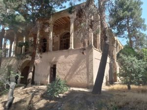 رئیس میراث‌فرهنگی ملایر: بازسازی و مرمت “خانه تاریخی منصوری” به ماندگاری مسافر کمک می‌کند