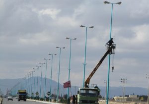 نصب ۶ کیلومتر سیستم روشنایی در محورهای مواصلاتی ملایر