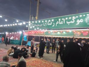 خدمات‌رسانی ۲۴ ساعته موکب امام رضا(ع) ملایر به زائران کربلا