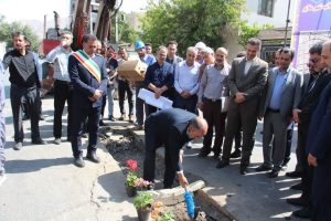 آغاز عملیات اجرایی بخشی از شبکه جمع‌آوری فاضلاب شهر ملایر/ انعقاد قرارداد با سازمان بسیج سازندگی و قرارگاه امام حسن مجتبی(ع) برای آبرسانی به ۳۷ روستای ملایر