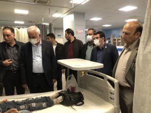 بازدید شبانه رئیس دانشگاه علوم پزشکی همدان از مراکز درمانی ملایر