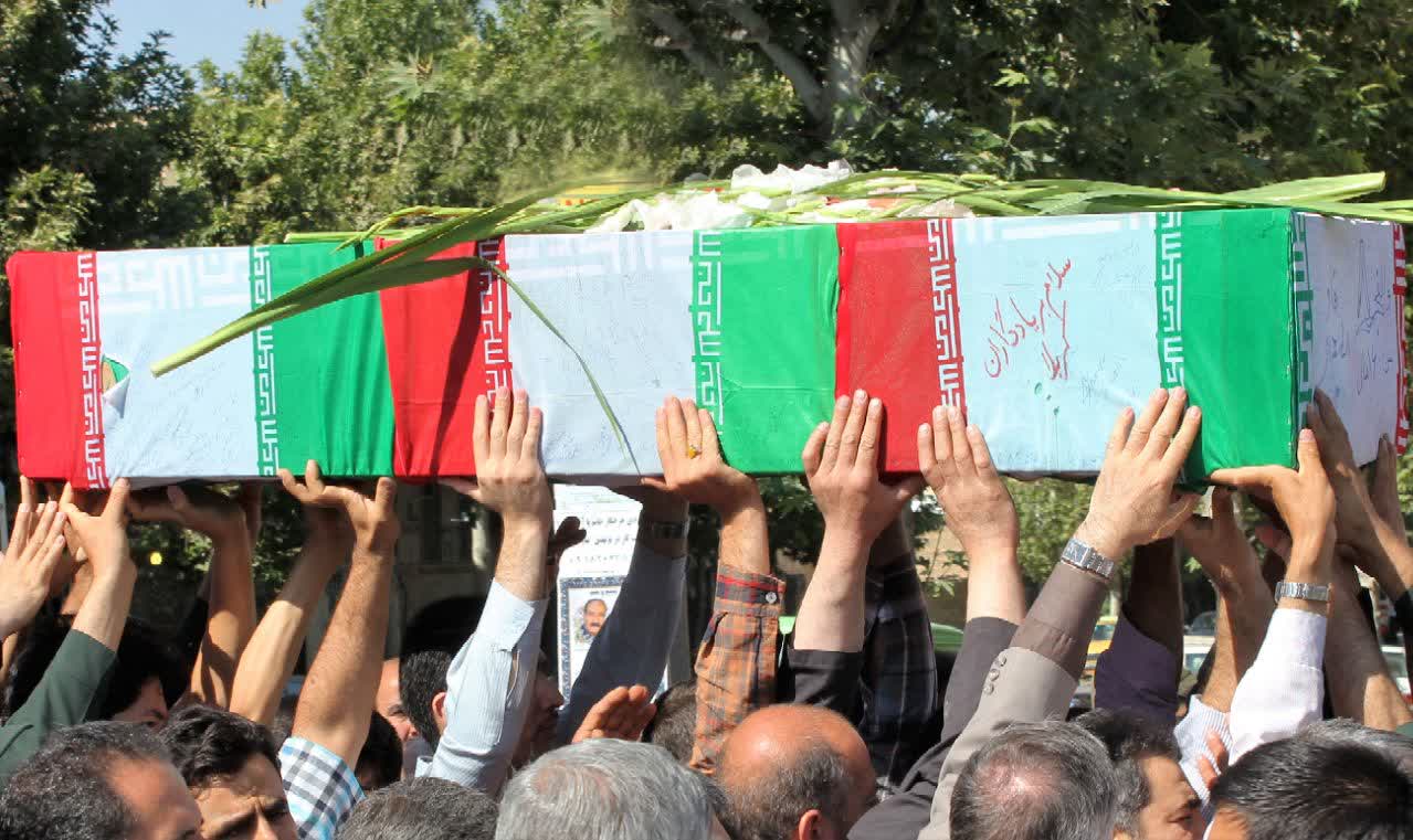 تصاویر خاطره‌انگیز تشییع شهدای گمنام در ملایر طی دو دهه اخیر