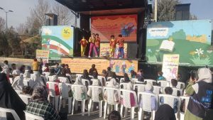 گذر سی امین دوره جشنواره بین‌المللی تئاتر کودک و نوجوان، به جوکار و ازندریان افتاد