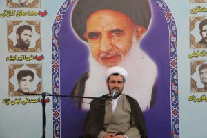 امام جمعه اسلامشهر در روز ملی ملایر: عظمت دستاوردهای انقلاب اسلامی ایران با گذرزمان قابل مشاهده است/ قدردانی مردم ملایر از خدمات ۶۰ ساله «مرحوم آیت الله سید محمد میرشاهولد»