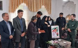 بزرگداشت شهدای ورزشکار ملایر و دلجویی از خانواده معظم آنها در جنگ رمضان