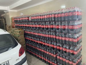 کشف ۳۰ تُن انواع موادغذایی احتکار شده در ملایر