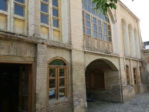 در بحث حمایت از بافت تاریخی ملایر مطرح شد: اجازه ندهید هویت تاریخی ملایر به آپارتمان‌ها فروخته شود!