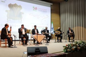 ملایر برای هفتمین بار مبل و منبت خود را به نمایش ملی گذاشت/ هنر-صنعتی که به مرزهای تازه می‌اندیشد
