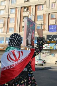گزارش تصویری حرکت دسته‌های عزاداری مردم ملایر در بدرقه «آقای شهید ایران» همزمان با آئین تشییع در تهران