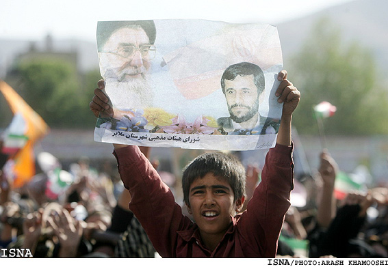 ملایر در گذر تاریخ/ قاب‌هایی از سفر محمود احمدی‌نژاد به ملایر در سال ۱۳۸۵